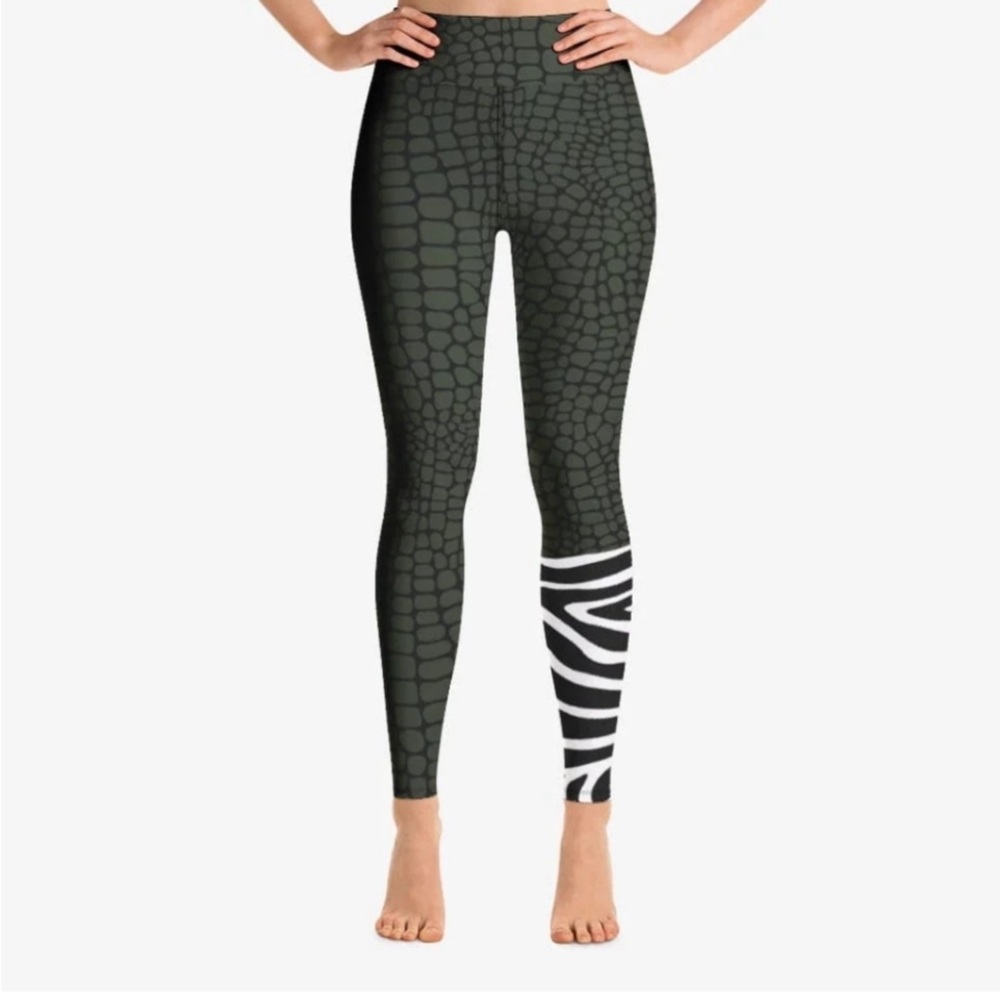 High-Waist Olive Green & Black Patterned Leggings with Zebra Accent